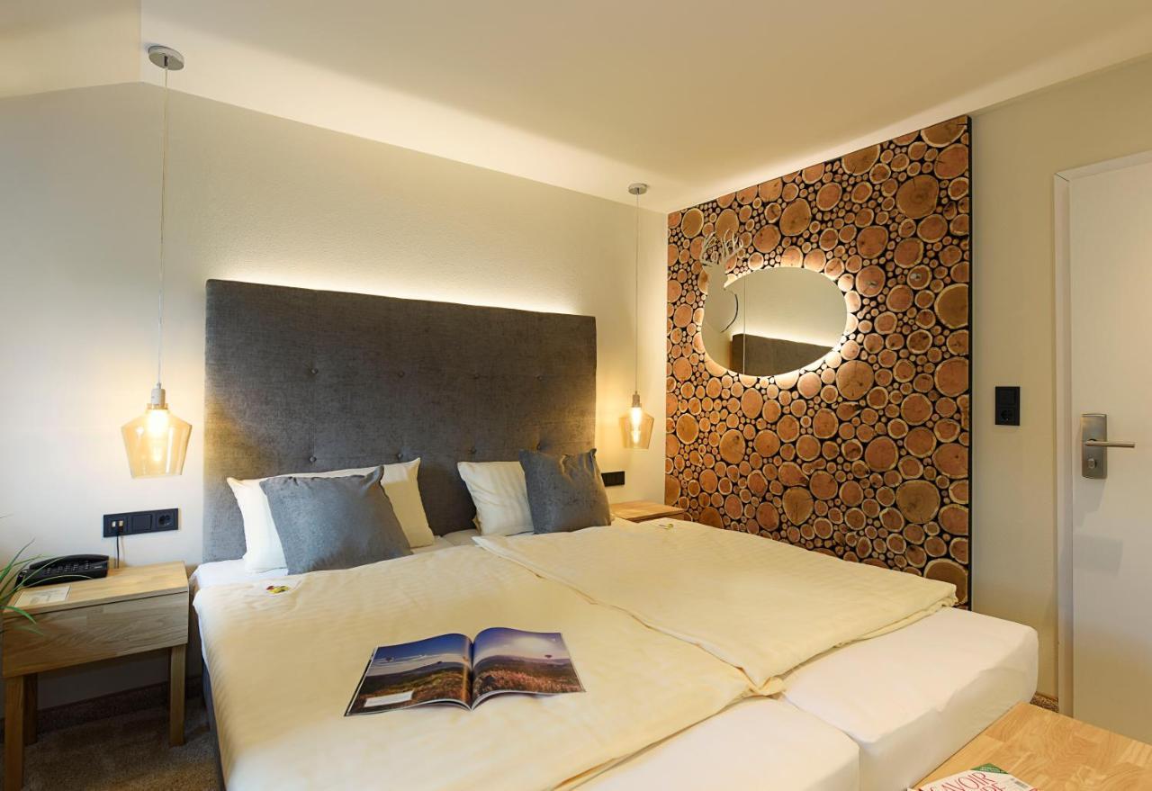 Landidyll Hotel Haus Hochstein Еслое Екстер'єр фото